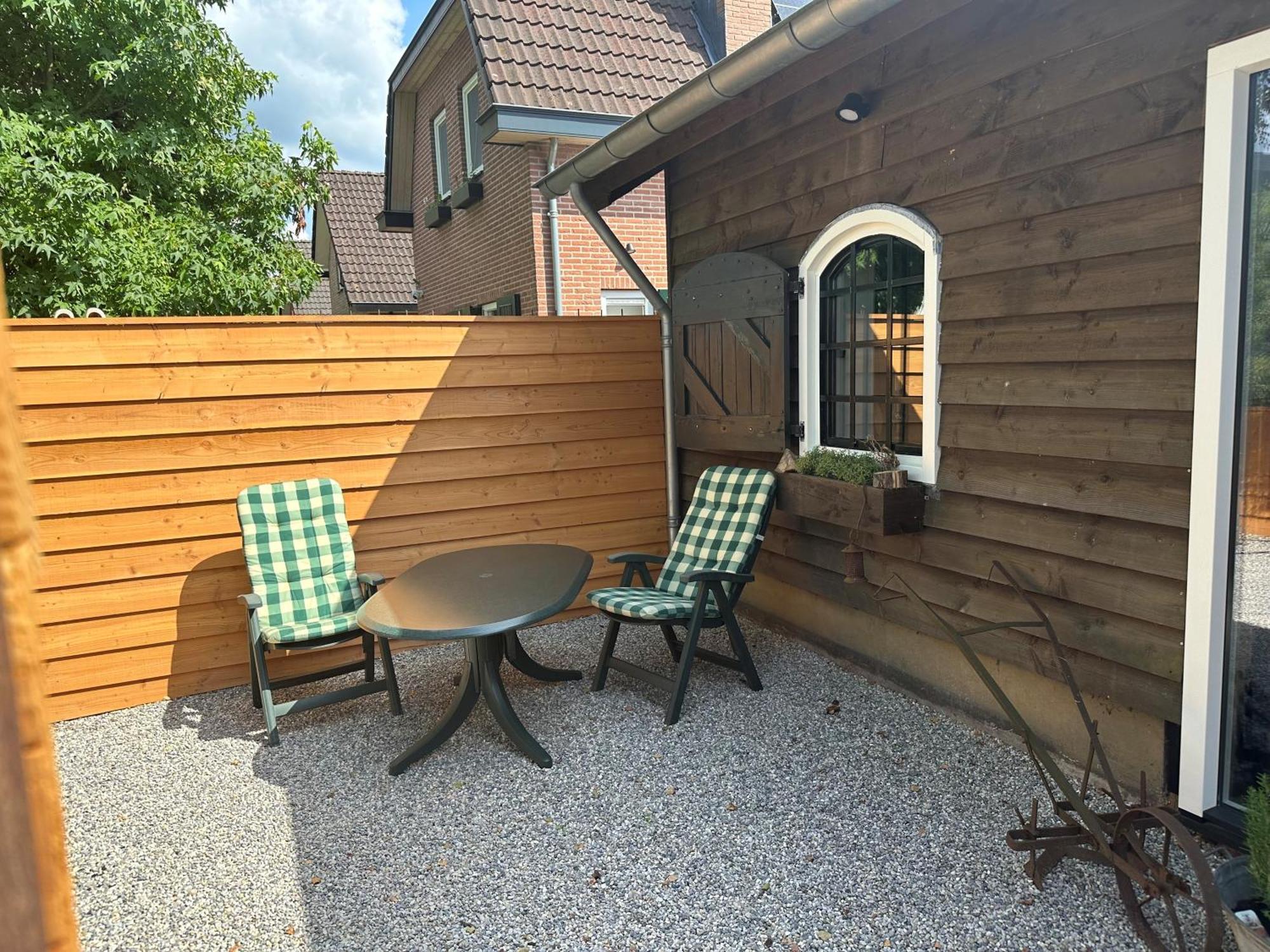 De Voorschuur Villa Lunteren Luaran gambar